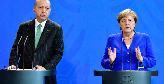 Yeni Zelanda saldırganı Erdoğan ve Merkel'i de hedef aldı