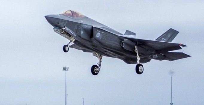 Türkiye'ye 2 F-35 uçağı daha gönderilecek