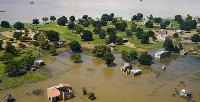 Mozambik'te sel felaketi: 10 ölü