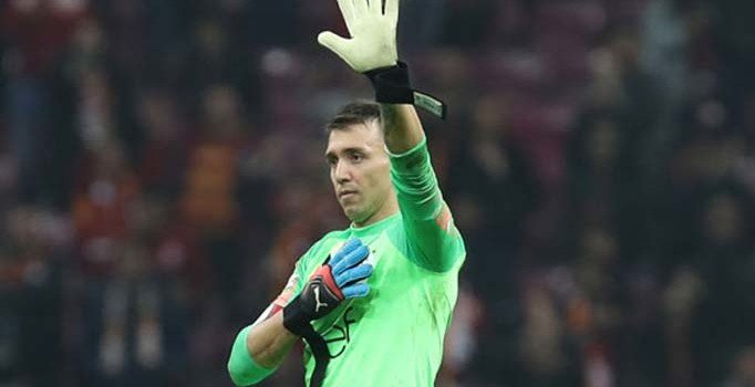 Muslera'dan soyunma odası itirafı