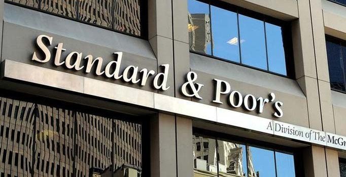 Standard & Poor’s'dan Türkiye için uyarı: Ekonomik küçülme devam edecek