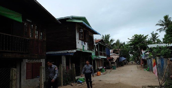 Myanmar'da karakola saldırı: 9 polis öldü