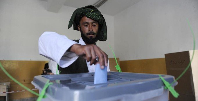 Afganistan'da cumhurbaşkanı seçimi 2'nci kez ertelendi