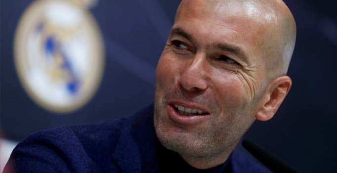 Real Madrid, Zidane'ı resmen açıkladı