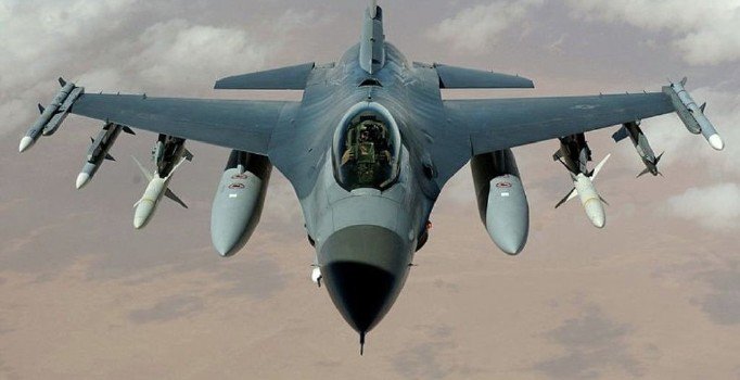 Irak savaş uçakları, ilk kez uluslararası koalisyonla uçtu