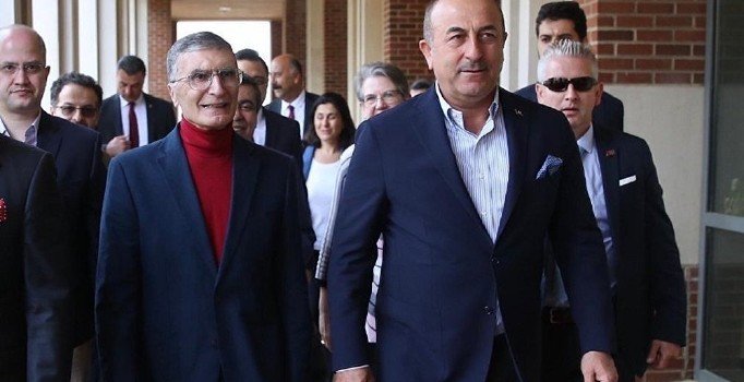 Dışişleri Bakanı Çavuşoğlu, Aziz Sancar ile görüştü