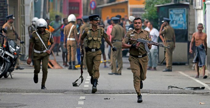 Sri Lanka'da orduya olağanüstü hal yetkisi