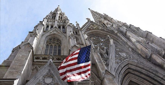 ABD'nin meşhur St. Patrick's Katedrali'nde saldırı paniği