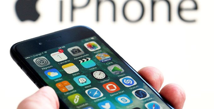 Daha ucuza satılacak: İşte Apple'dan en küçük telefon 'iPhone XE'