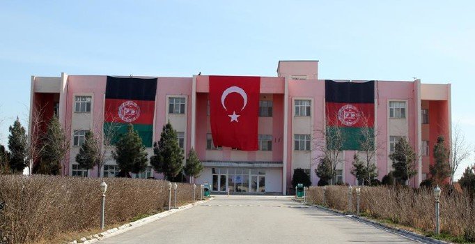 Afganistan'da FETÖ okulu TMV'ye devredildi