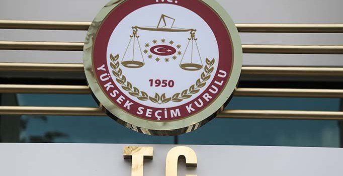 YSK'da olağanüstü itiraz mesaisi sürüyor: İstanbul kararı haftaya kalabilir