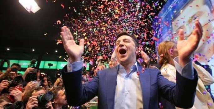 Ukrayna Parlamentosu'ndan Zelenskiy'e karşı hamle