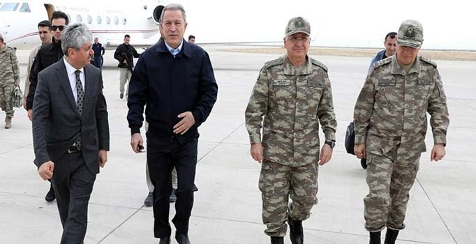 Hulusi Akar'dan İdlib uyarısı: Suriye rejimi mütabakata aykırı davranıyor