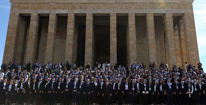 Anıtkabir'de 100. yıl buluşması