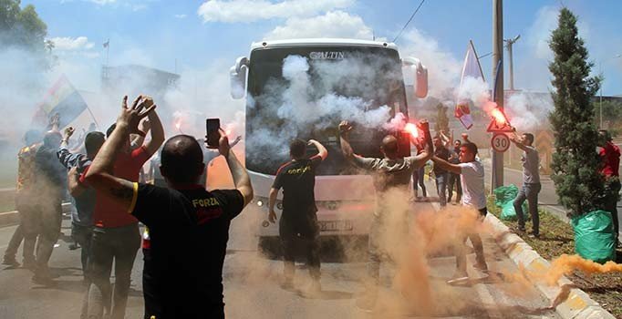 Göztepe şampiyon gibi uğurlandı