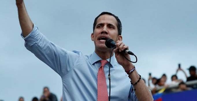 Venezuela'da muhalif lider Guaido'dan genel grev çağrısı