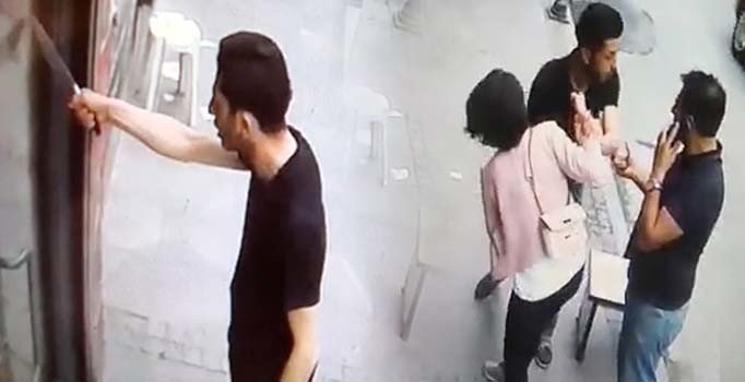 Beşiktaş'ta eşiyle tartışan adam çevresine dehşet saçtı