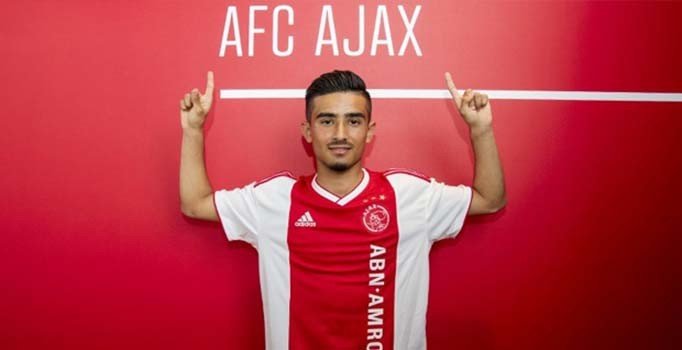 Ajax'tan Naci Ünüvar'a profesyonel sözleşme