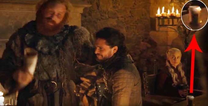 Game of Thrones'ta Starbucks bardağı unutuldu