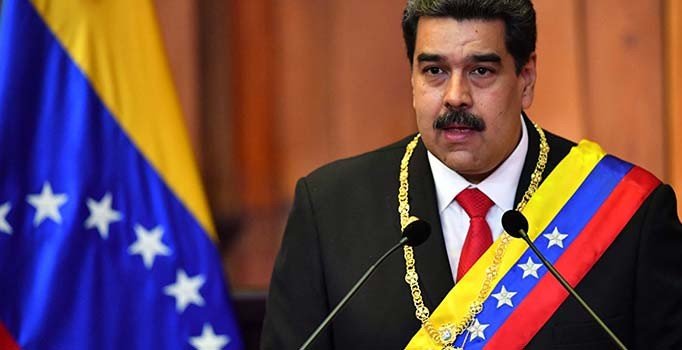 Venezuela'da bomba araması yapılan meclise vekillerin girişine izin verildi