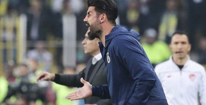 Fenerbahçeli Volkan Demirel 3 maçtan men ve 26 bin TL para cezasına çarptırıldı