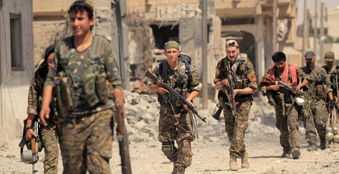 Suudi bakandan terör örgütü YPG'ye destek talebi