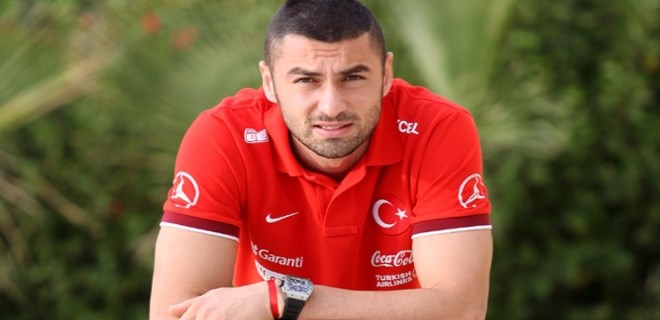 Burak Yılmaz'dan flaş 'fırça' paylaşımı!