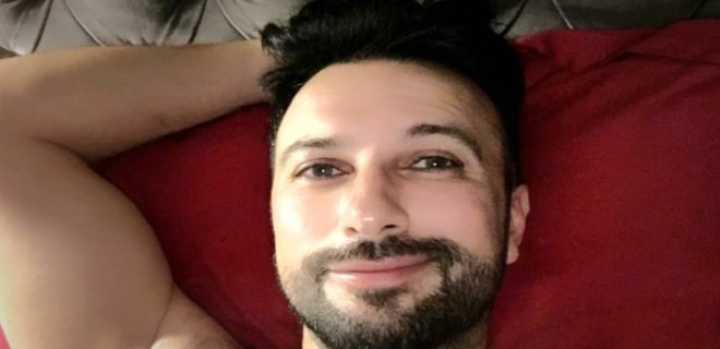 Tarkan ilk kez kızıyla fotoğraf paylaştı