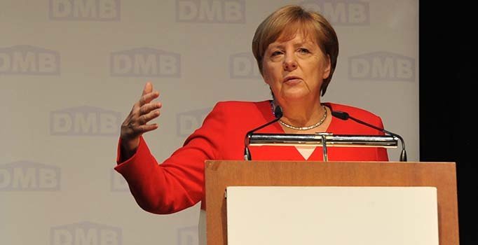 Merkel'den dikkat çeken çıkış: Avrupa konut sıkıntısı yaşıyor