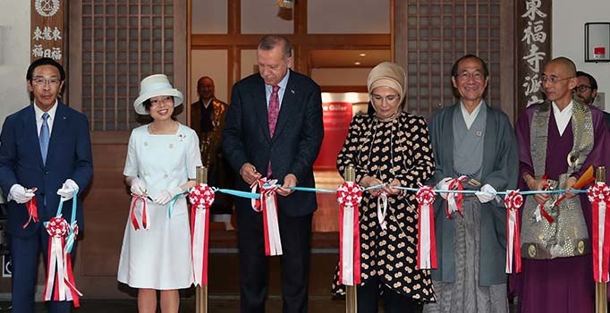 Cumhurbaşkanı Erdoğan, Tofukuji Tapınağı'nda Ara Güler Sergisi'ni açtı