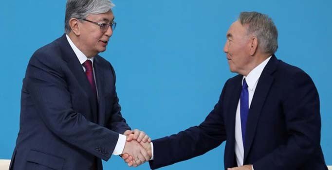 Kazakistan'da halef selefi anlattı... Yeni cumhurbaşkanından Nazarbayev kitabı