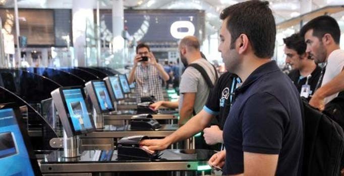 İstanbul Havalimanı'nda yolcular pasaporttan 18 saniyede geçebilecek