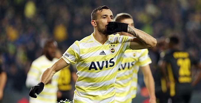 Fenerbahçe, Mehmet Topal ile yollarını ayırdı