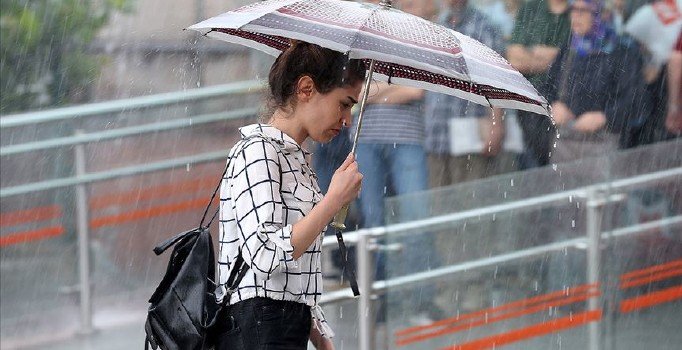 Meteorolojiden Türkiye geneli için sağanak uyarısı