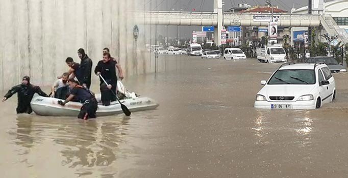 Birçok ilde sağanak etkili oldu