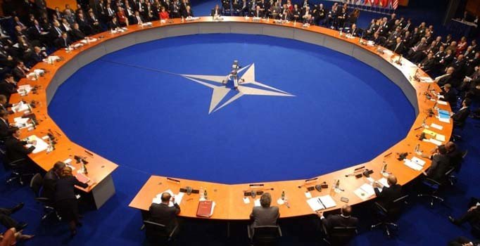 NATO, uzayı savaş alanı kabul etmeye hazırlanıyor