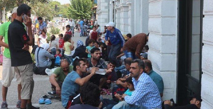 Son dakika! İstanbul Valiliği, Suriyeliler için tarih verdi