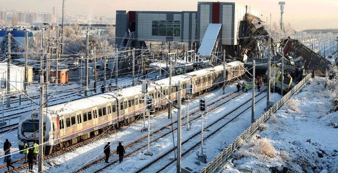 Ankara'daki tren faciasında 9 üst düzey yönetici kusurlu bulundu