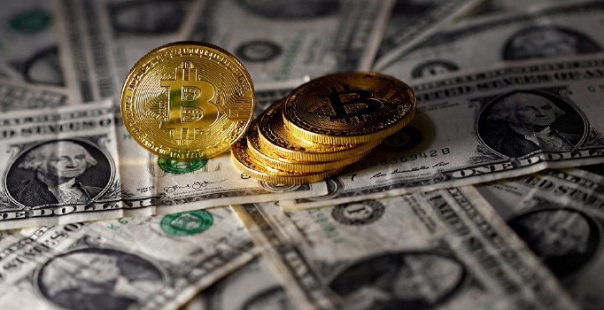 Bitcoin yüzde 4.97 düşüşle 10 bin dolar seviyesinde