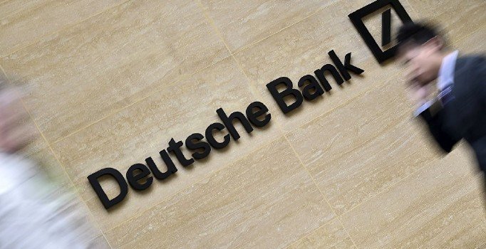 Deutsche Bank hisseleri son iki günde yüzde 10 değer kaybetti