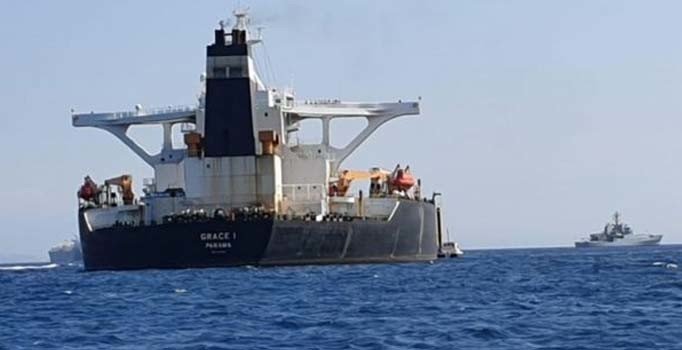 İngiliz ordusu Cebelitarık'ta İran'dan Suriye'ye petrol taşıyan tankeri durdurdu