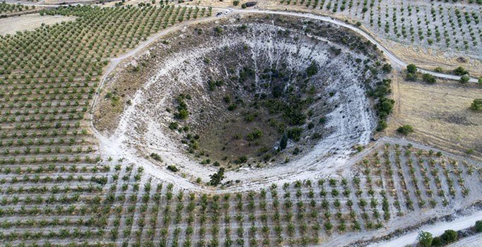 Elazığ'da meteor düştüğüne inanılan çukur araştırılacak
