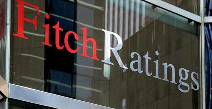 Fitch, 14 Türk bankasının notunu düşürdü