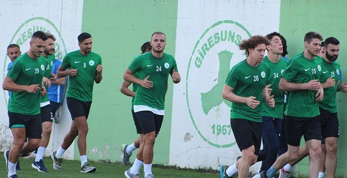 Giresunspor’dan 6 imza