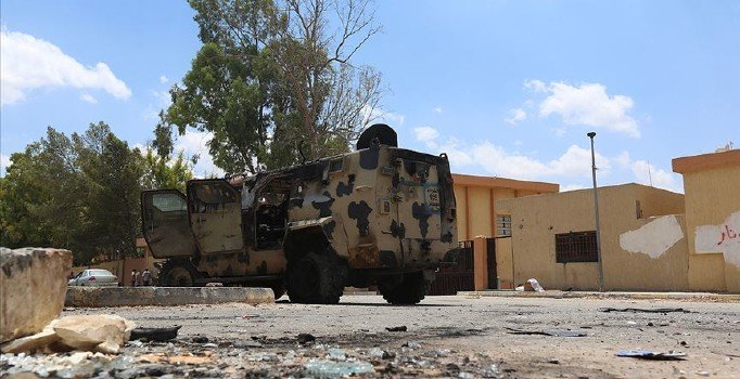 Libya'da tansiyon yüksek! UMH'den Hafter güçlerine saldırı