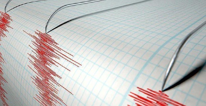 Yunanistan'da 5.3 şiddetinde deprem