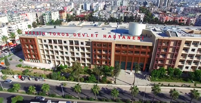 Mersin'de 5 kişi daha metil alkol zehirlenmesi şüphesiyle hastaneye başvurdu