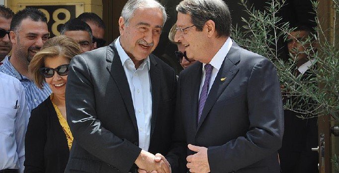 Ada'da kritik görüşme: Akıncı ile Anastasiadis 9 Ağustos'ta bir araya gelecek