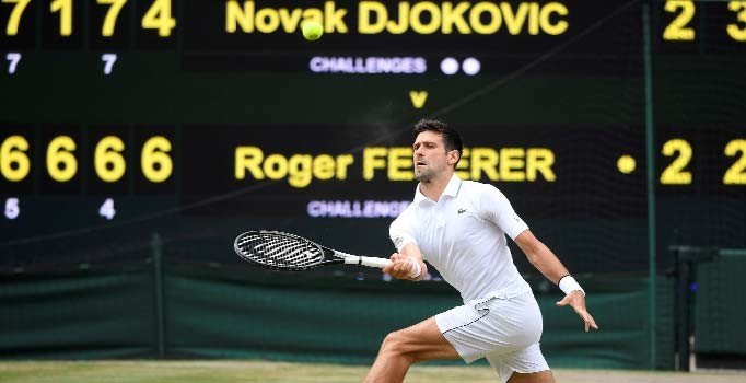 Wimbledon Tenis Turnuvası'nda Federer'i 3-2 yenen Djokovic şampiyon oldu