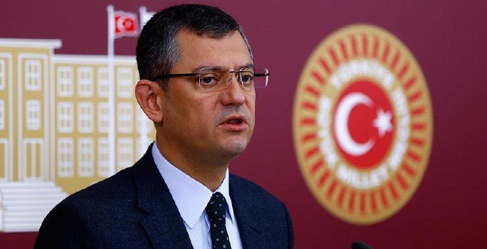 CHP'li Özel: 15 Temmuz tiyatro değil, kanlı bir darbe girişimiydi